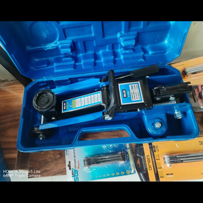 جک سوسماری پالاس مدل P1202 ظرفیت ۲ تن